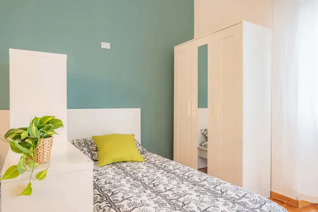 VIALE ROMOLO 1 <br> SHARED ROOM D1 - Bed A 1
