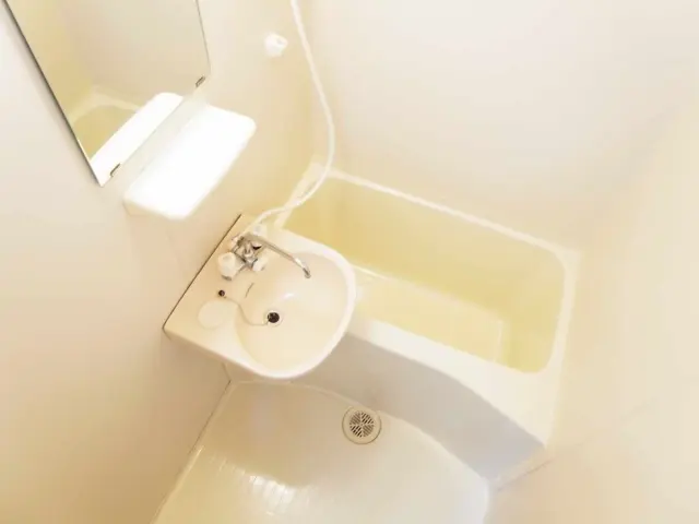 レオパレスグリーンアイビー 2