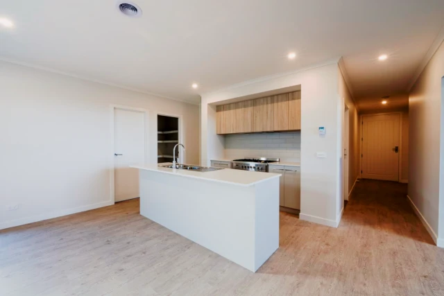 20 Cassowary Way, Winter Valley 1