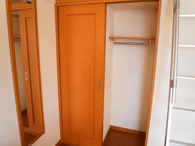 レオパレス川島 4