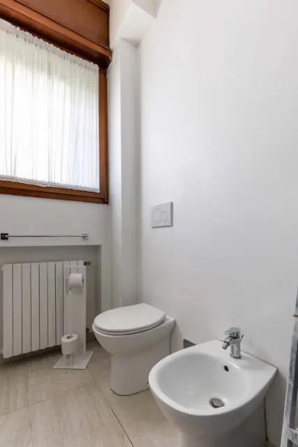 Classic style apartment 3