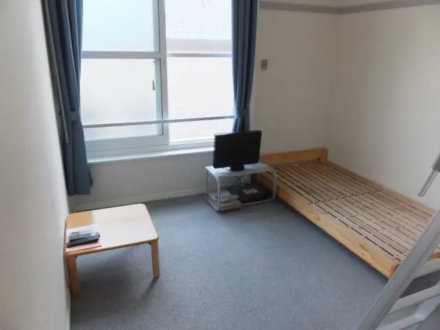 レオパレスダンケ 101号室 1