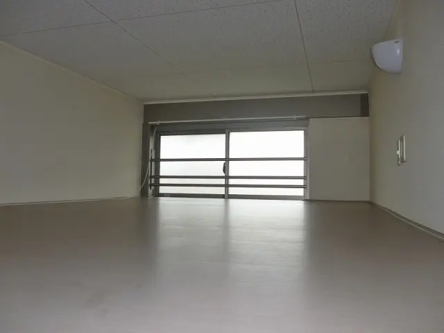 レオパレスグランドゥールⅡ 201号室 1