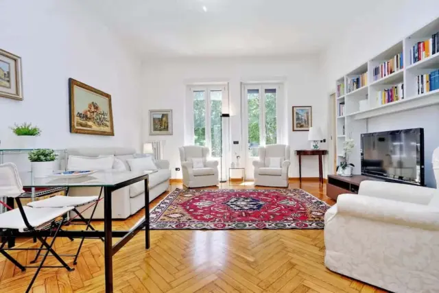 Apartment in Via Andrea Solari 2a 1