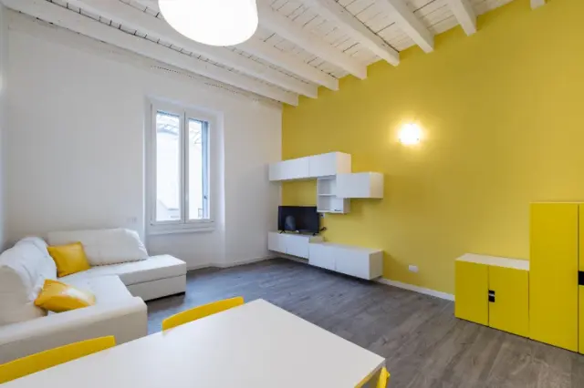 Schiaparelli (Central Station Apartment) 1
