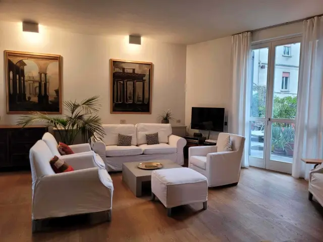 Three-Bedroom Apartment | Via Paolo Sarpi | Zona Chinatown 0