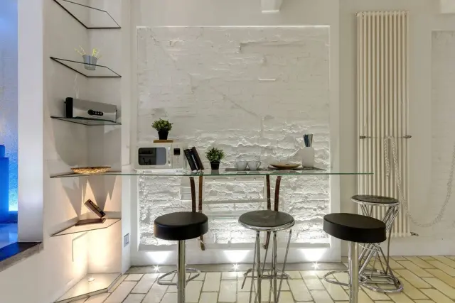 Victor Apartment 4