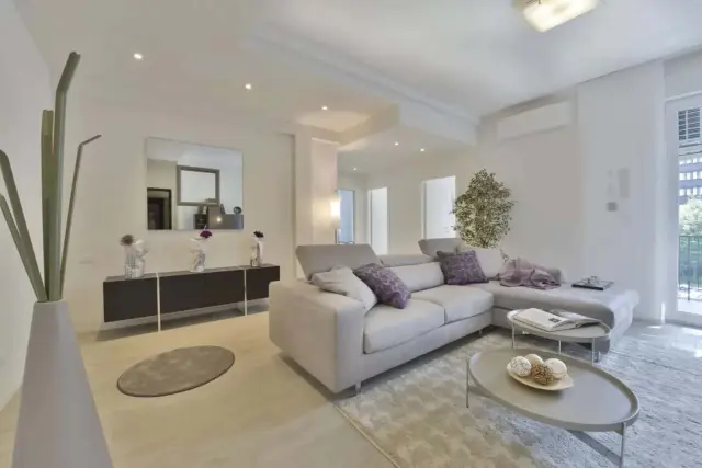 Vestri Golden Suite 1
