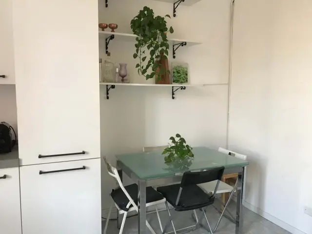Bilocale - Via Marcantonio dal Re 3