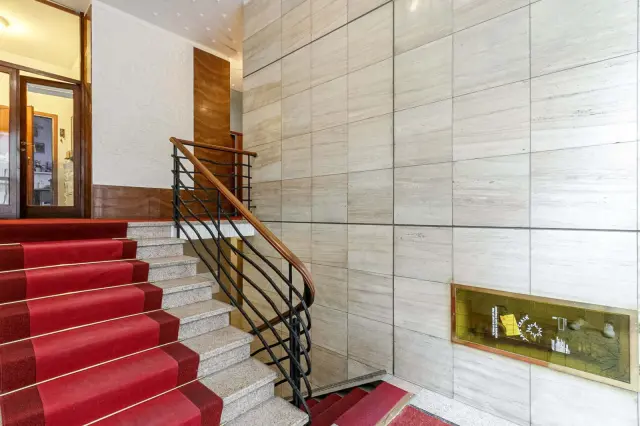Uberto Visconti Di Modrone a Luxury Apartment 3