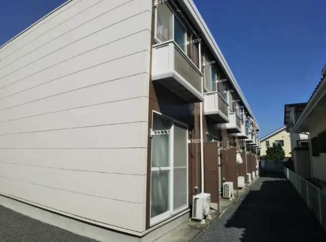 レオパレスアベニールノムラ 102号室 1