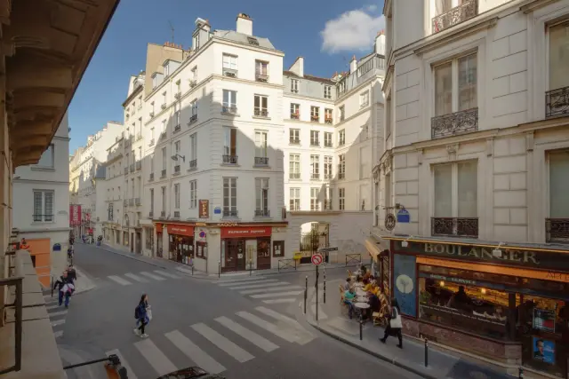 Rue Sainte-Anne 2