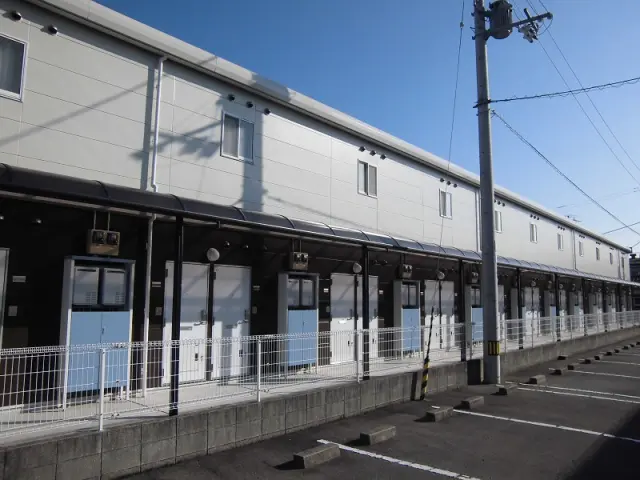 レオパレスグランド　カメリアⅢ 0