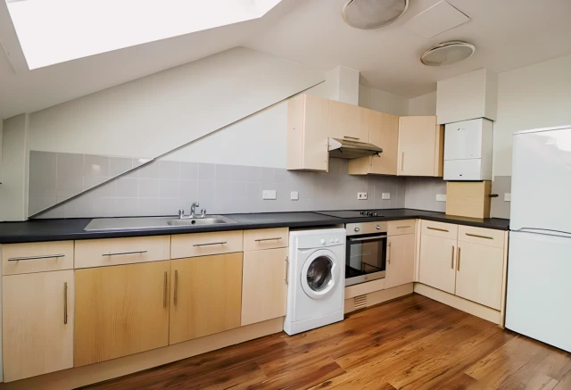 162e Mansfield Road 3