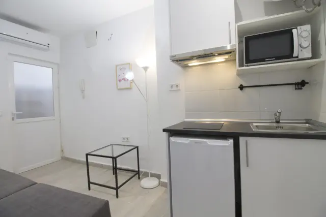 apartment in Almendrales (Usera) 4