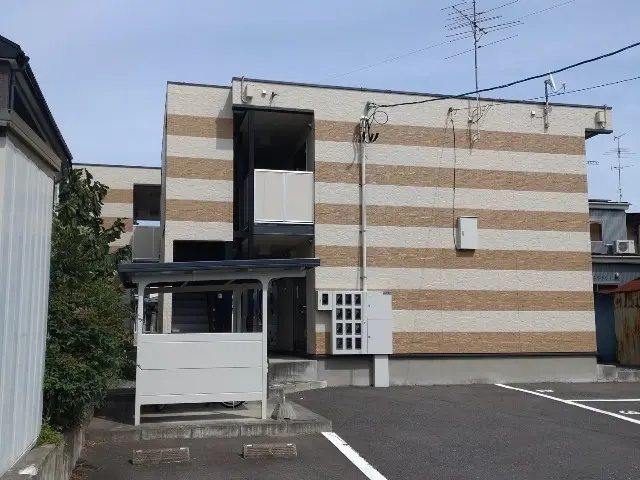 レオパレスたんぽぽ 0