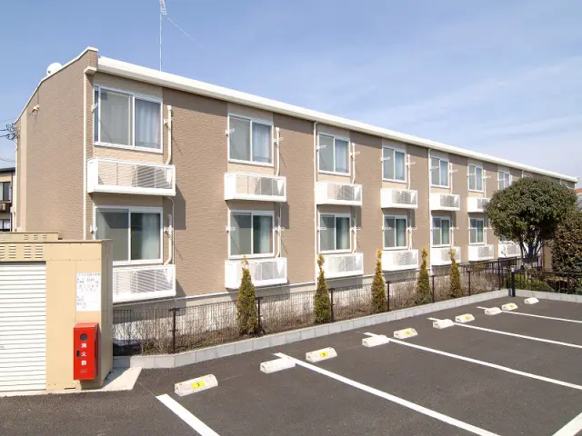 レオパレスイーストハウス
