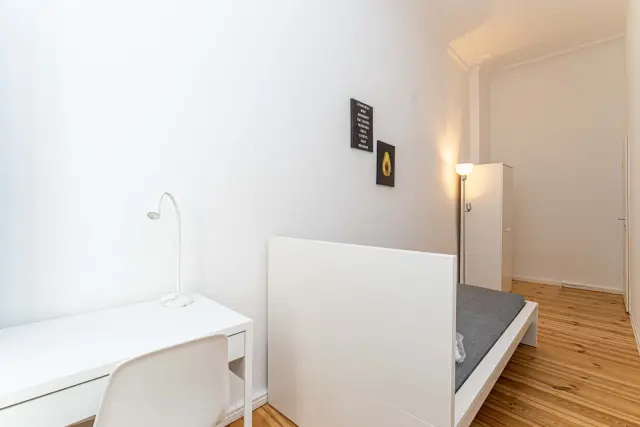 BOXHAGENER STR. 75 - VH 1. OG links (Pyur) - 0307 2