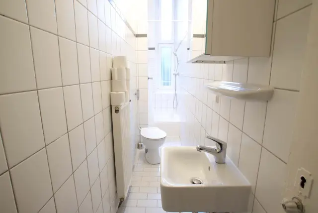 Pflugerstrasse 76DE-01-060-001H 1