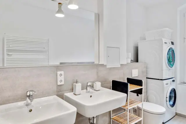 Richard-Sorge-Strasse 25DE-01-061-004H 4