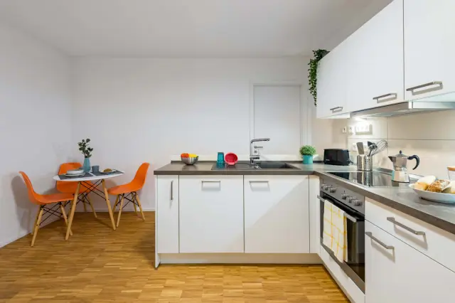 Georg-Voigt-Strasse 15DE-04-026Q 4