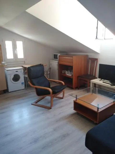 studio in Palacio (Centro) 1