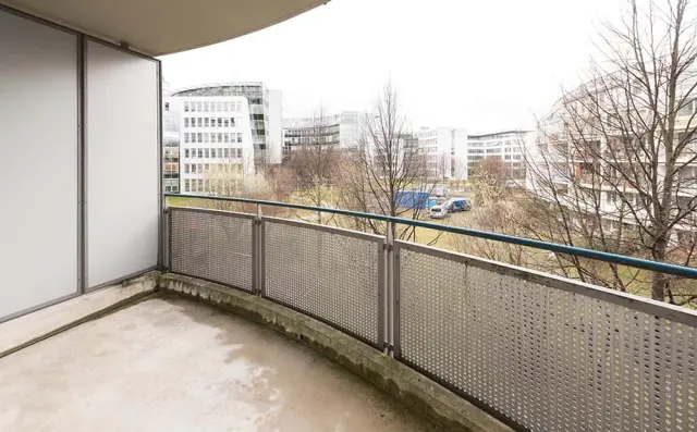 Birkerstrasse 32DE-02-051M 4