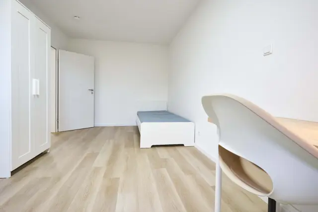 Koelner Landstr. 342, 40589 Dusseldorf 1