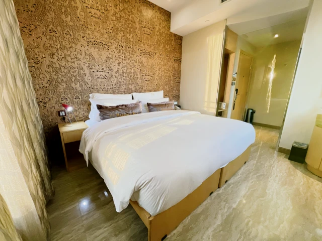 Tsim Sha Tsui Harbor Hotel - 4 minutes to MTR