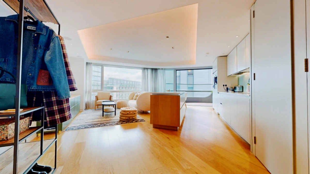 Flat 403 Canaletto Tower 0