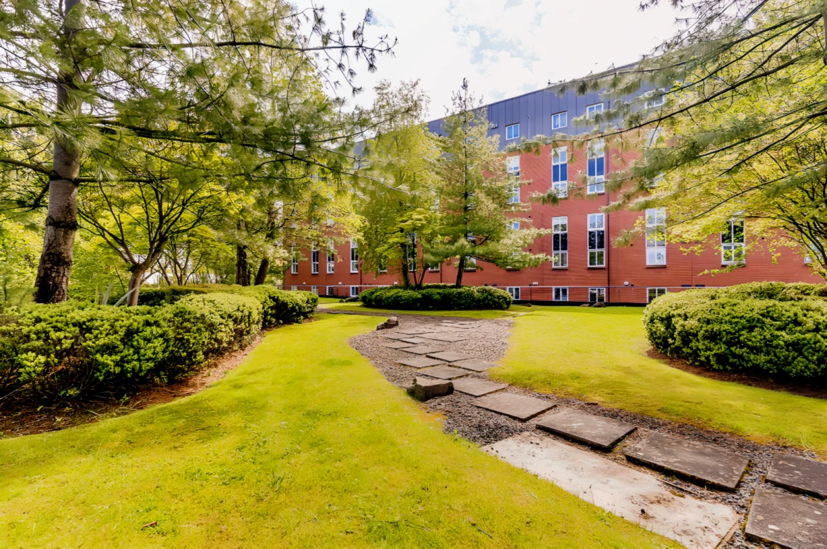 Randolph Gate, G11 7DQ 0