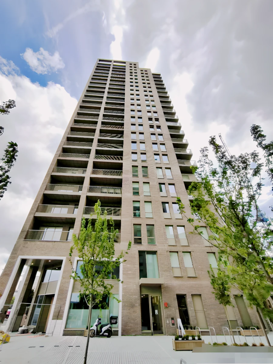 61 Silverleaf House, 1 Heartwood Boulevard, London, W3 6YZ 0
