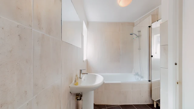 Minet Avenue 18225# 4