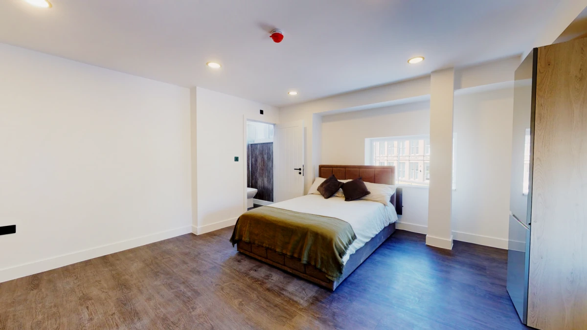 Flat 2 , Hounds Gate, NG1 7DA 0