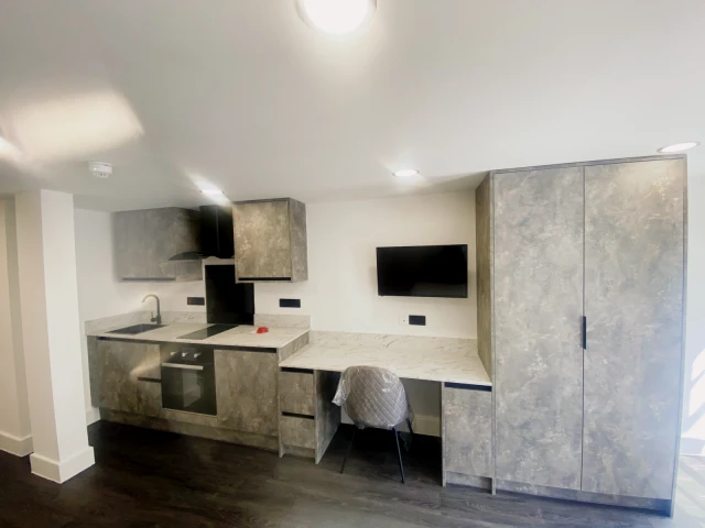 Flat 1, Market Street, NG1 6HY 1