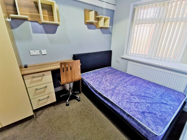 Shared Place·7B7B···58 Heeley Road