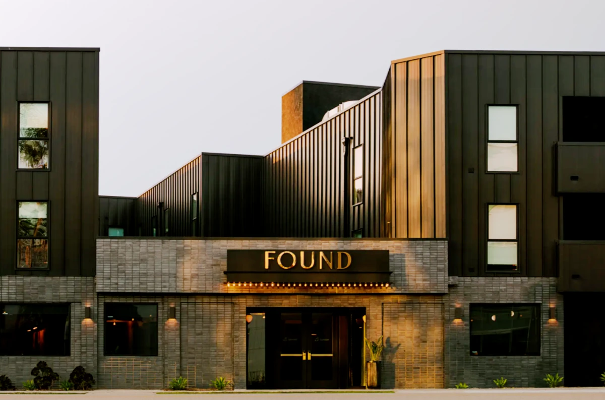 Found Santa Monica - Los Angeles student accommodation