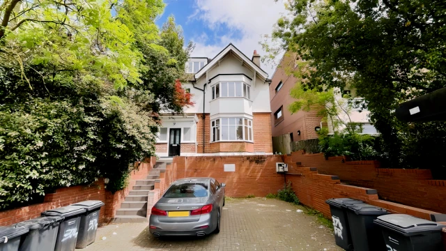 Finchley Road 19494# 1