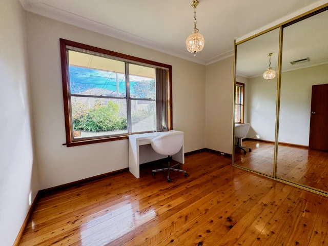 48 Raimonde Road 1