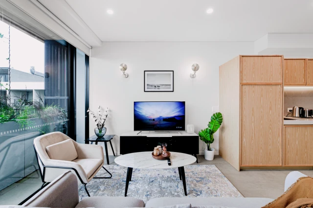 832 Elizabeth St, Waterloo 3