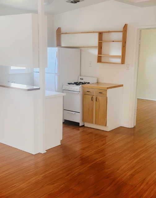 1936 Stuart St 2