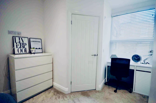 18 Woodcroft Road, L15 4