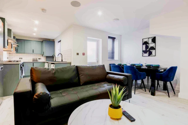 63 Cranborne Road, L15 3