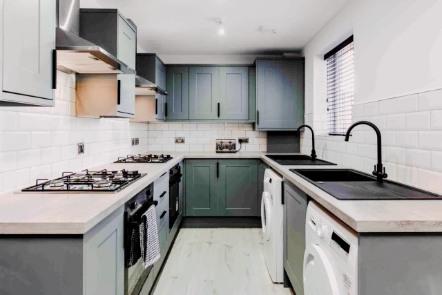 63 Cranborne Road, L15 4