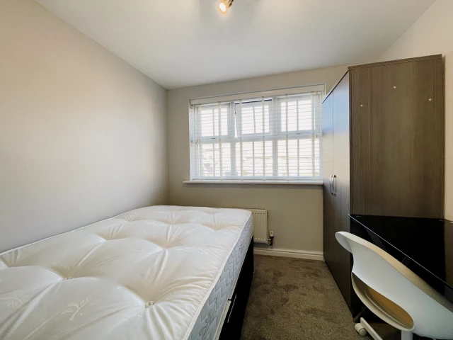 Goods Yard Close, LE11 5EB 4