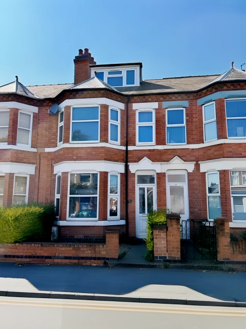 Frederick Street, LE11 3BJ 3