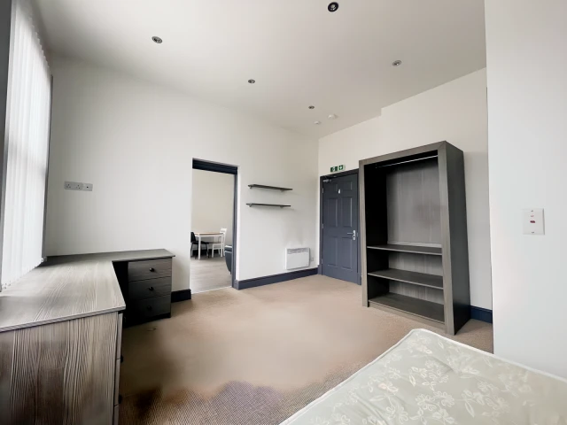 Flat 1, Derby Road   , LE11 5AG 4