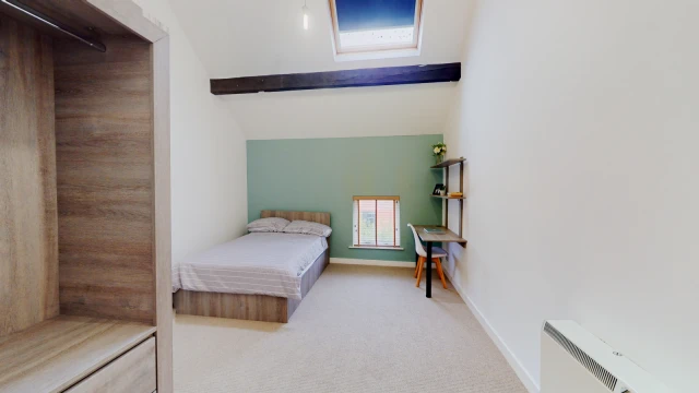 Flat 8, 46, Hyde Terrace , LS2 9LN 4