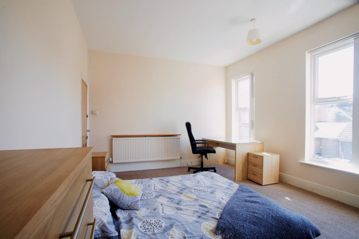 Radmoor Road, LE11 3BS 0