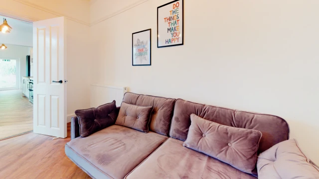 Hewson Road , LN1 1RX 4
